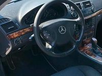 Gebraucht Mercedes E200 163 PS (119 kW) 2004 Grau Limousine