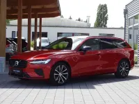 Gebraucht Volvo V60 Plus 335 PS (246 kW) 2024 Fusion red / metallic Kombi