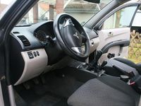 Gebraucht Mitsubishi L200 179 PS (131 kW) 2011 Grau Pickup