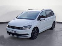 Gebraucht VW Touran Comfortline 150 PS (110 kW) 2022 Pure white Van / Kleinbus