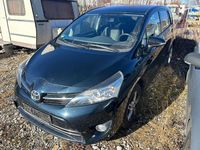 Gebraucht Toyota Verso Life 111 PS (81 kW) 2015 Blau Van / Kleinbus