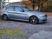 Gebraucht BMW 318 143 PS (105 kW) 2009 Grau Limousine