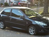 Gebraucht Peugeot 206+ 60 PS (44 kW) 2009 Grau Kleinwagen