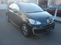 Gebraucht VW e-up! 61 kW (83 PS) 2025 Deep black Kleinwagen