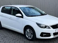 Gebraucht Peugeot 308 Active 131 PS (96 kW) 2021 Weiß Limousine