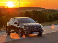 Gebraucht Renault Mégane Bose Edition 131 PS (96 kW) 2016 Schwarz Limousine