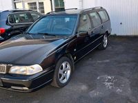 Second-hand Volvo V70 140 CP (102 kW) 2000 Negru Break