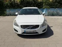 Gebraucht Volvo V60 163 PS (119 kW) 2013 Weiß Kombi