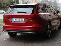 Gebraucht Volvo V60 CC 250 PS (183 kW) 2022 Rot Kombi