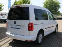 Gebraucht VW Caddy Trendline 102 PS (75 kW) 2020 Weiß Van / Kleinbus