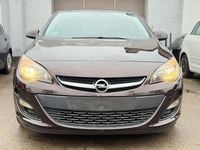 Gebraucht Opel Astra 101 PS (74 kW) 2012 Braun Limousine