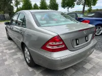 Gebraucht Mercedes C180 143 PS (105 kW) 2004 Silber Limousine