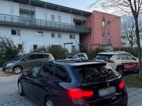 Gebraucht BMW 320 2015 Blau Kombi