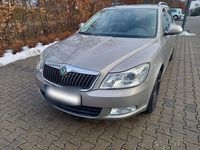 Gebraucht Skoda Octavia 105 PS (77 kW) 2009 Beige Kombi