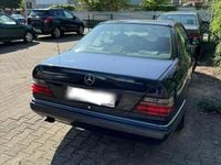 Gebraucht Mercedes E320 220 PS (161 kW) 1996 Blau Coupé