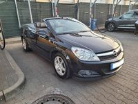 Gebraucht Opel Astra Cabriolet 140 PS (102 kW) 2008 Schwarz Cabrio