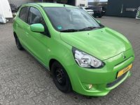 Gebraucht Mitsubishi Space Star 80 PS (58 kW) 2013 Grün Van / Kleinbus