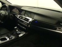 Gebraucht BMW 520 184 PS (135 kW) 2011 Black sapphire metallic Kombi