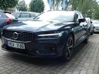 Gebraucht Volvo V60 Plus 197 PS (144 kW) 2025 Blau Kombi