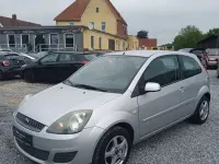 Gebraucht Ford Fiesta Style 80 PS (58 kW) 2008 Silber Kleinwagen
