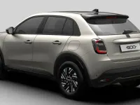 Neu Fiat 600 Pop 110 PS (80 kW) 2026 Cappuccino beige SUV