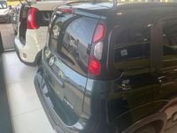 Neu Fiat Panda Cross 69 PS (50 kW) 2025 Grün Kleinwagen