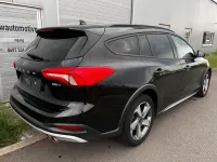 Gebraucht Ford Focus Active 125 PS (91 kW) 2020 Schwarz Limousine