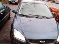Gebraucht Ford Focus 101 PS (74 kW) 2006 Blau Kleinwagen