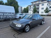 Gebraucht Mercedes E230 132 PS (97 kW) 1987 Braun Limousine