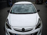 Gebraucht Opel Corsa 75 PS (55 kW) 2012 Weiß Kleinwagen