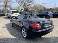 Gebraucht Mercedes SLK300 AMG 231 PS (169 kW) 2010 Schwarz  unilack Cabrio