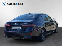 Gebraucht BMW 530e M Sport 299 PS (219 kW) 2024 Schwarz Limousine