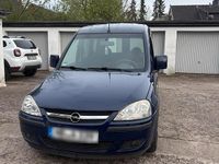 Używany Opel Combo 90 KM (66 kW) 2011 Niebieski Minivan