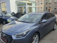 Gebraucht Hyundai i40 Premium 141 PS (103 kW) 2015 Blau Kombi
