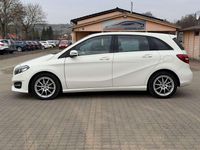 Gebraucht Mercedes B180 109 PS (80 kW) 2016 Weiß Van / Kleinbus