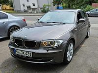 Gebraucht BMW 118 143 PS (105 kW) 2009 Grau Kleinwagen