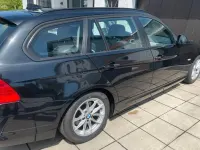Gebraucht BMW 320 Sport Line 184 PS (135 kW) 2011 Schwarz Kombi