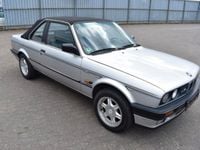 Gebraucht BMW 316 102 PS (75 kW) 1992 Silber Cabrio