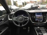 gebraucht Volvo XC60 XC60 XC 60B4 (Diesel) R Design 2WD AHK, Panorama,