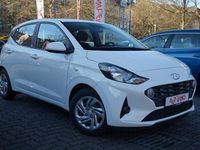 Gebraucht Hyundai i10 Select 67 PS (49 kW) 2021 Weiß Kleinwagen