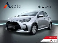 Gebraucht Toyota Yaris Comfort 72 PS (52 kW) 2023 Silber Kleinwagen