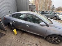 Gebraucht Renault Fluence 140 PS (102 kW) 2010 Blau Limousine