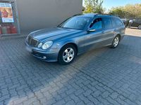 Second-hand Mercedes E320 224 CP (164 kW) 2008 Albastru Break