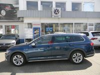 Gebraucht VW Passat Alltrack 200 PS (147 kW) 2024 Blau Kombi