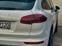 Gebraucht Porsche Cayenne Basis 299 PS (219 kW) 2016 Weiß SUV