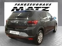 Gebraucht Dacia Sandero Expression 101 PS (74 kW) 2023 Schwarz Kleinwagen