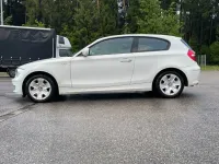 Gebraucht BMW 116 122 PS (89 kW) 2010 Weiß Kleinwagen