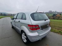 Gebraucht Mercedes B170 116 PS (85 kW) 2007 Silber Van / Kleinbus