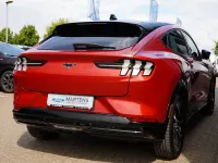 Gebraucht Ford Mustang 269 PS (197 kW) 2022 Rot Limousine