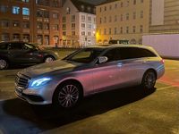 Gebraucht Mercedes E220 194 PS (142 kW) 2017 Silber Kombi